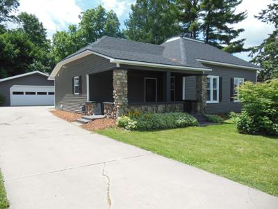 125 W Oak Street