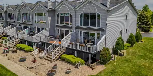 1750 Castleview Court