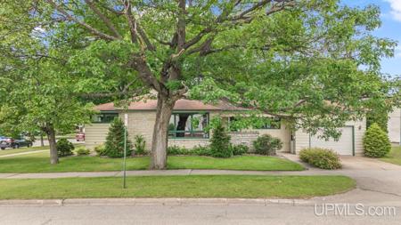 1302 Minneapolis Avenue