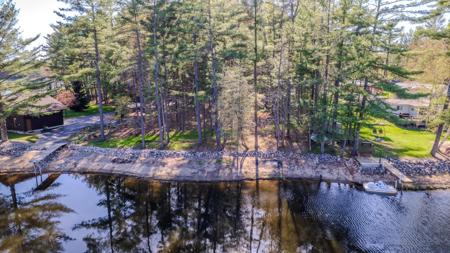 Lot Next to3500 E Pinecrest Drive