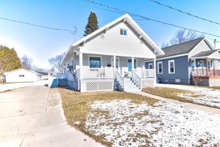 4113 N Shore Drive