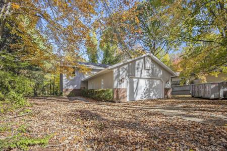 17501 N Spring Lake Road