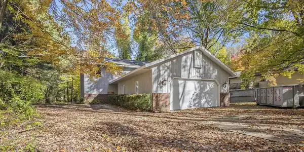 17501 N Spring Lake Road