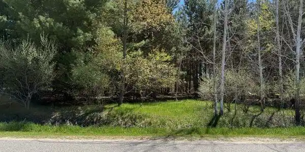 96 Salisbury Drive