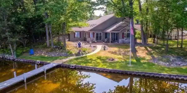 4837 Buxton Court
