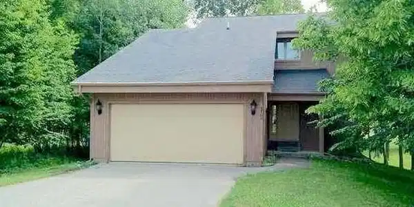5700 ROYAL COURT