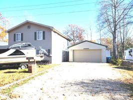 3431 S LAKEVIEW
