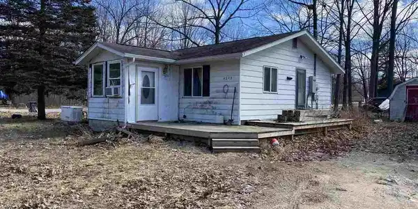4248 Wiggins Lake Rd