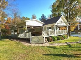 376 Laurel