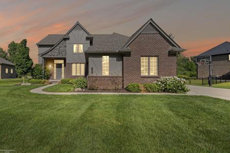 68242 Lake Angela Pointe Street