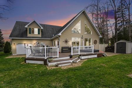 3224 Comanche Trail Trail