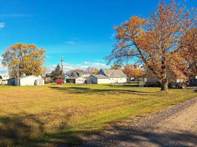 Lot 402 Sunset Boulevard