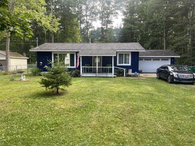 3644 Crescent Drive