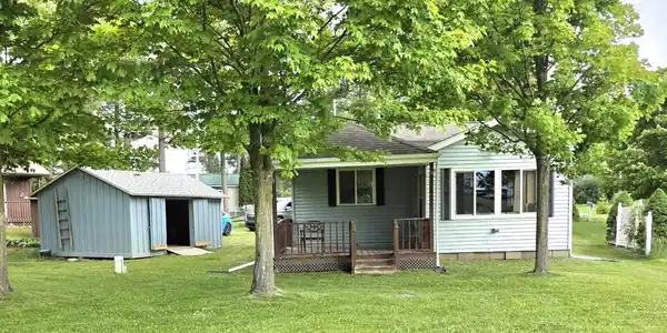 101 Riverside Drive