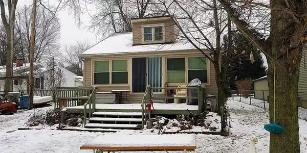 637 PEACE HAVEN DRIVE