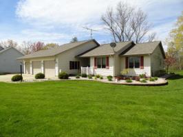 5715 ROYAL COURT