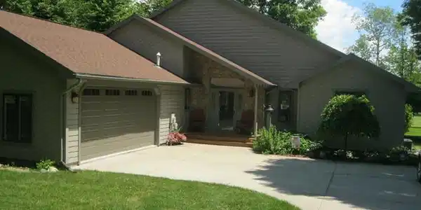 5686 ROUGH COURT