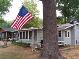 3181 LAKESHORE