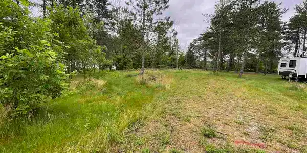 1570 CUMBERLAND CIRCLE