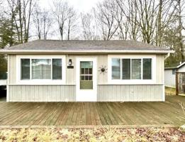 2902 Lakeshore Dr