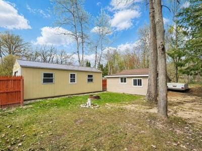 4896 Glenwood Drive