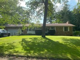807 Oaklawn