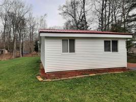 5049 Wedgewood