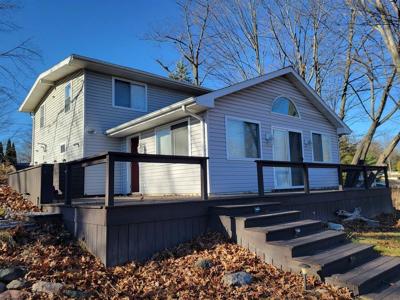 3593 S Lakeview