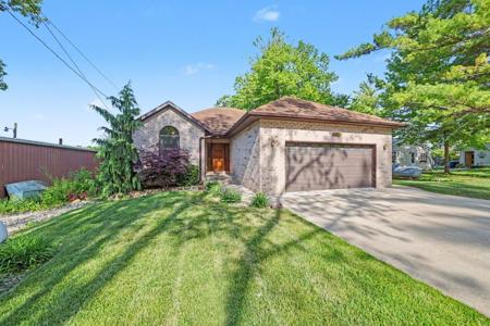 5531 N Clarence Court