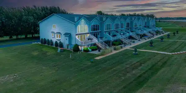 1780 Castleview Court
