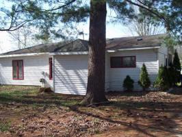 1099 PINETREE STREET