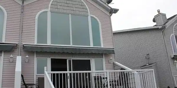 1724 CASTLEVIEW COURT