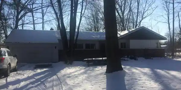 3342 NORTH BRANCH DRIVE
