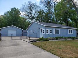 4214 STOCKWELL