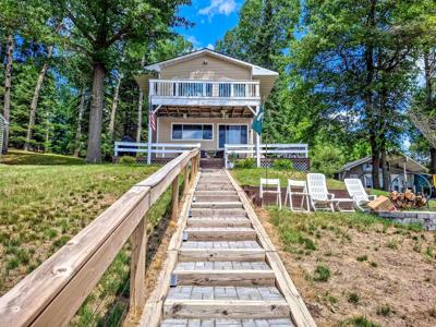 411 N Scott Drive