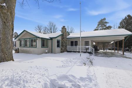 3055 Maplewood Drive