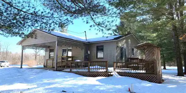 3275 BURGESS