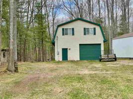 3885 E Thendara