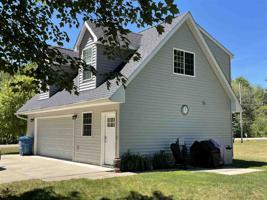 1135 Pineway Drive