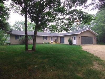 1563 Lakeshore