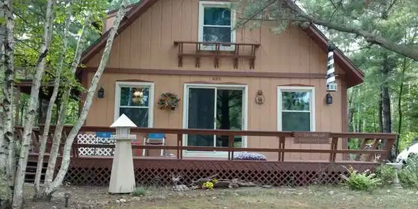 2083 HUNTINGTON CIRCLE