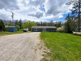 2904 E Townline Lake Rd