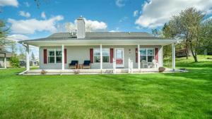 228 Lakeview Ct