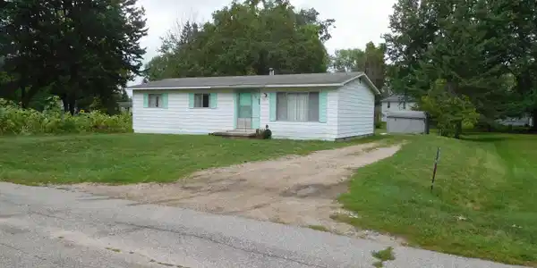 306 Saginaw St.
