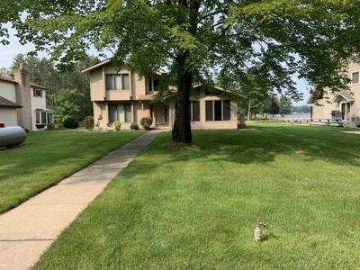 2926 W River