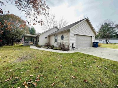 2996 W River