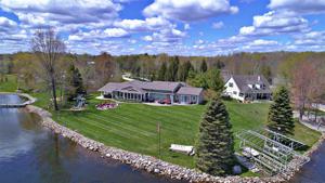 4638 Surrey Lane