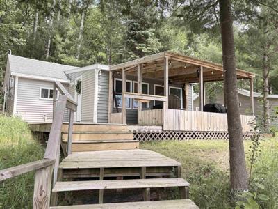 961 Lake Drive