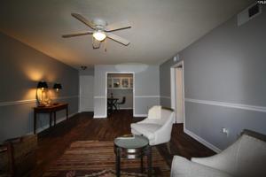 5516 Lakeshore Drive M-707