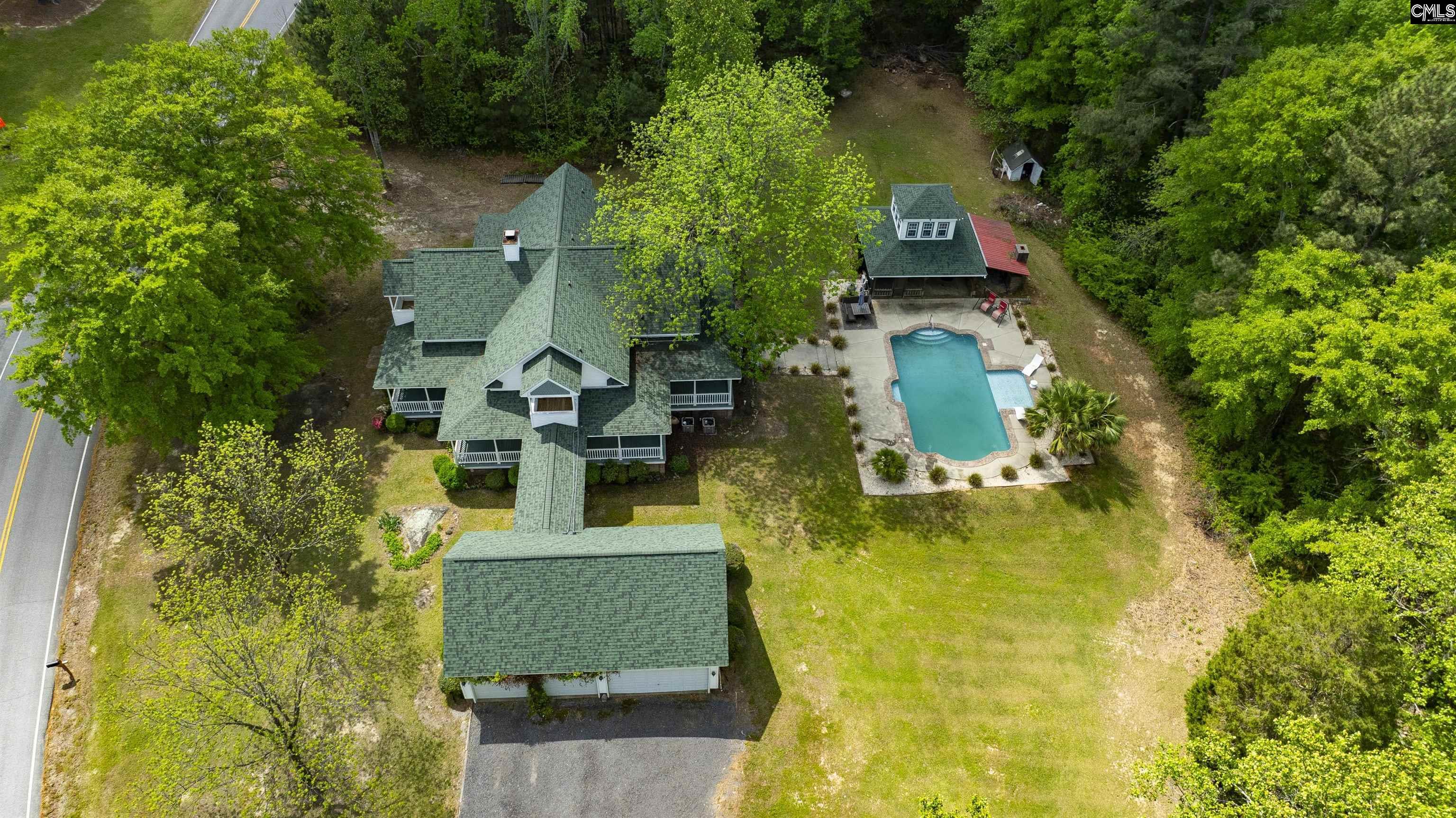Image 3: 4 Car Garage + 2.51 Acres